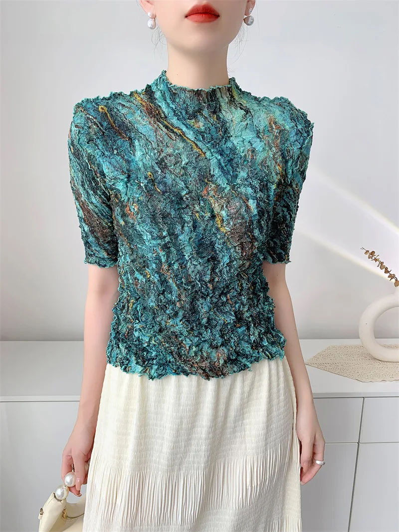 Miyake Pleated Tie Dye Printed T-shirt Fashionable Semi High Neck Temperament Top 2025 Summer New High Stretch Shirt