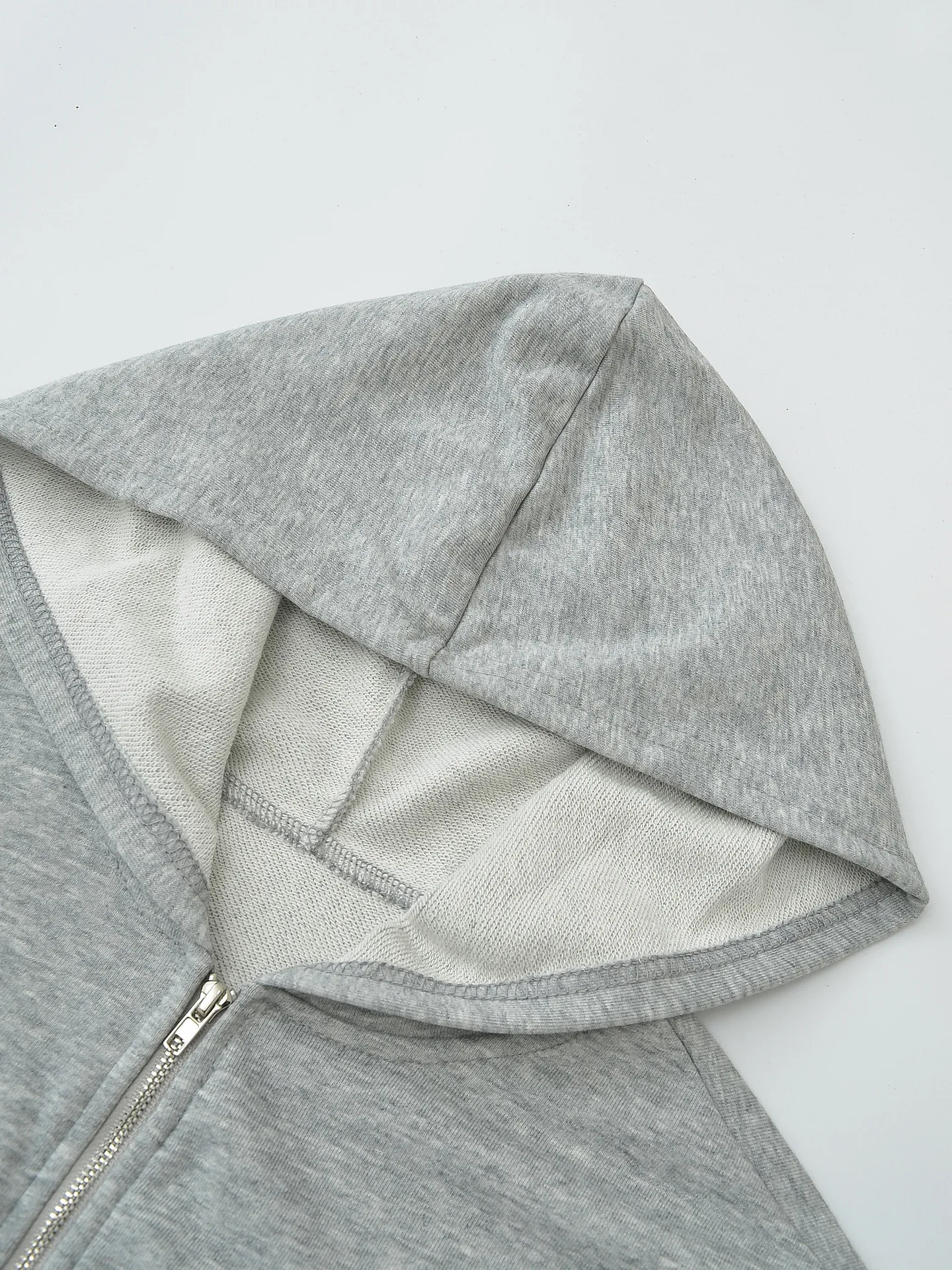 Spicy Girl Europe/America Style Color Blocked Short Cropped Hooded Sweatshirt+high Waisted Sexy Pleated Skirt Two Piece Set GXYW