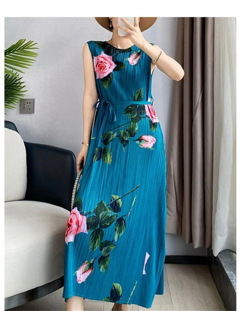 2025 Evening Dresses Womens Dresses Miyake Pleated Rose Print Loose Sleeveless Dress Women's Long Summer new Lace-up Vest kirt
