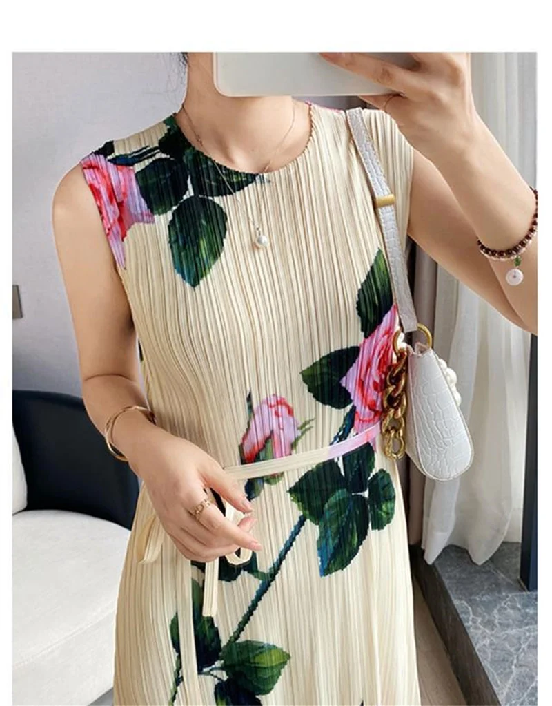 2025 Evening Dresses Womens Dresses Miyake Pleated Rose Print Loose Sleeveless Dress Women's Long Summer new Lace-up Vest kirt