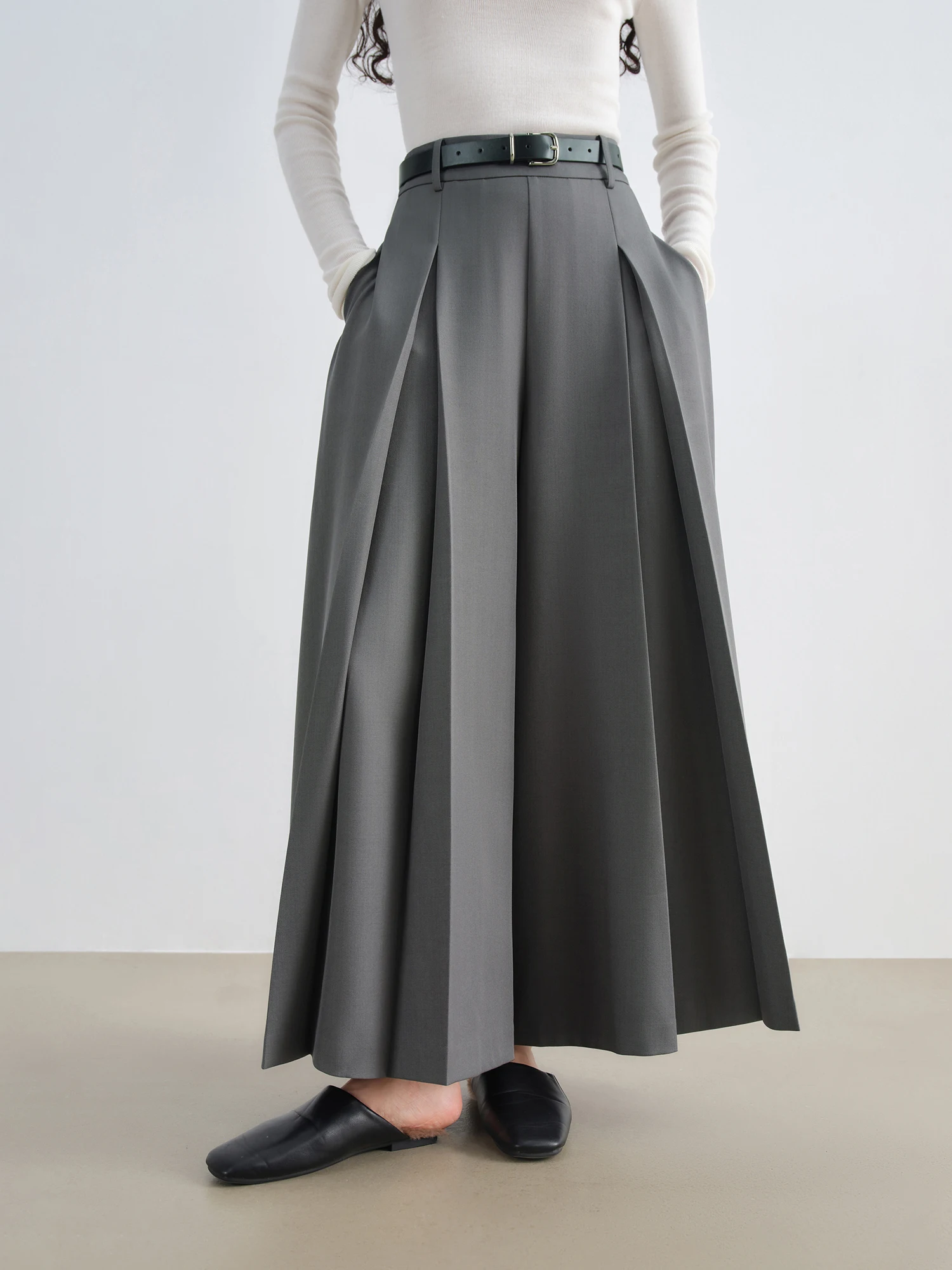 ZIQIAO Gray Airy Long Skirt Pants Women 2025 Autumn New Wide-leg Pants Drape Casual Pants 25ZQ93119