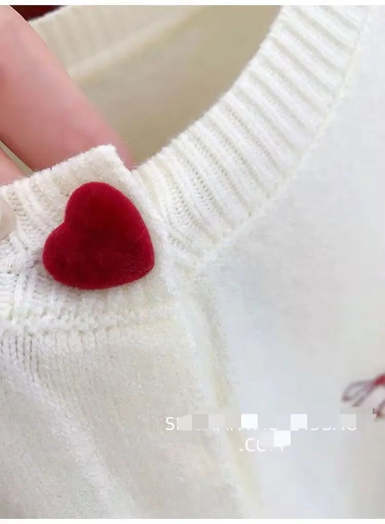 2025 Women's Autumn Embroidery Bow Knitwears Fashion Long Sleeve Heart Button Comfortable Cardigan Top Korean Ladies Sweaters