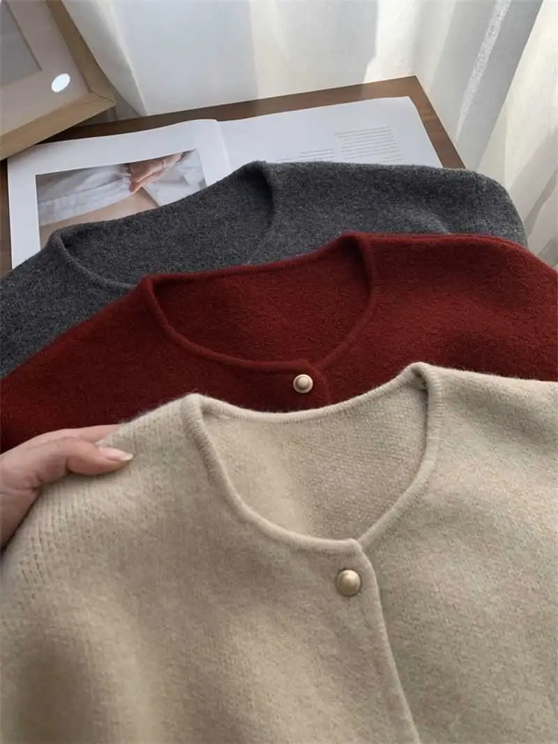 Autumn Women Cardigan Sweater Solid Casual Warm Outerwear Knitwear Tops Elegant Korean Single-breasted Ladies Sweater Clothing