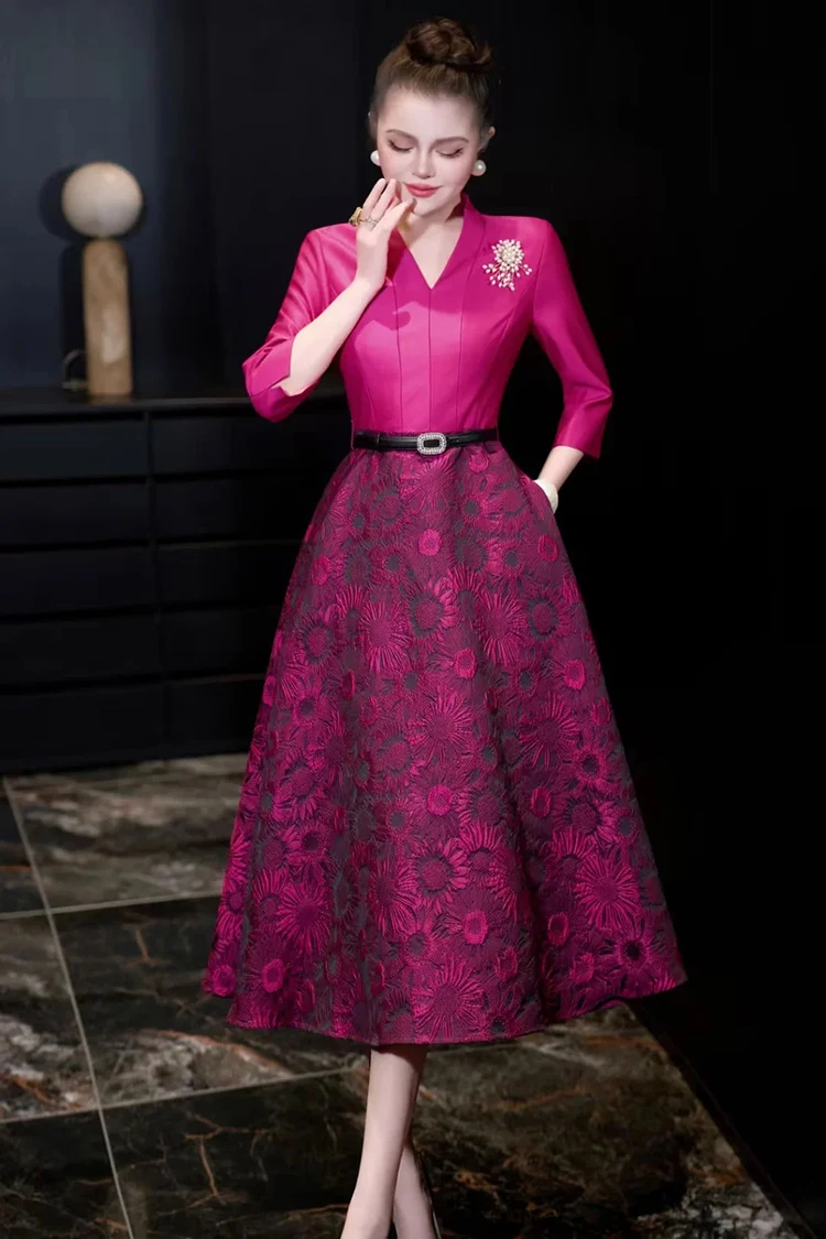 Seifrmann 2026 Spring Women's clothing New Fashionable V-neck Seven Sleeve Jacquard Waistband cinching Dress
