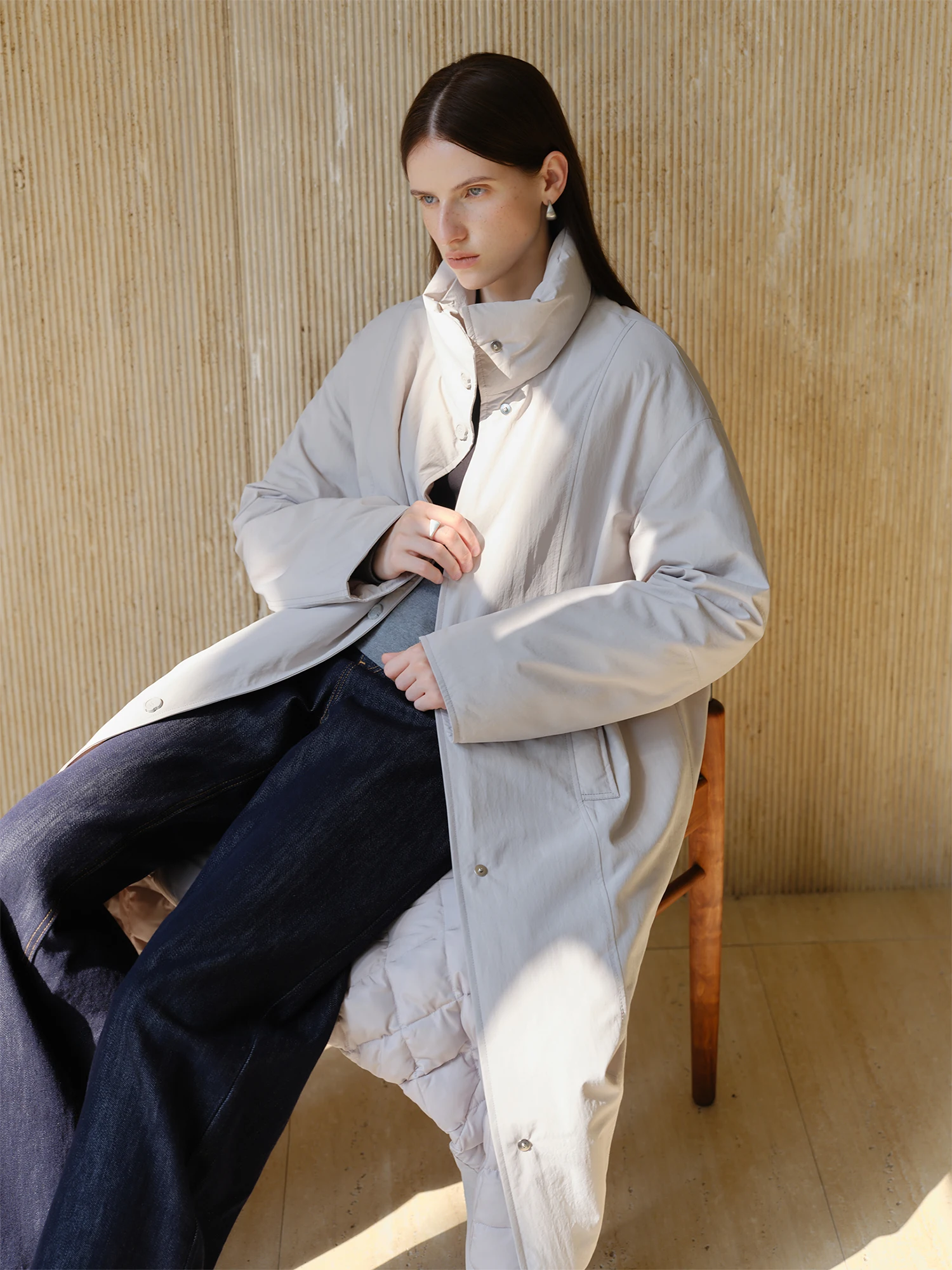 ZIQIAO Petite Women Long Stand Collar Korean 90% Down White Duck Feather Jacket 2025 Winter New Arrival Long Lenghth Down Coats