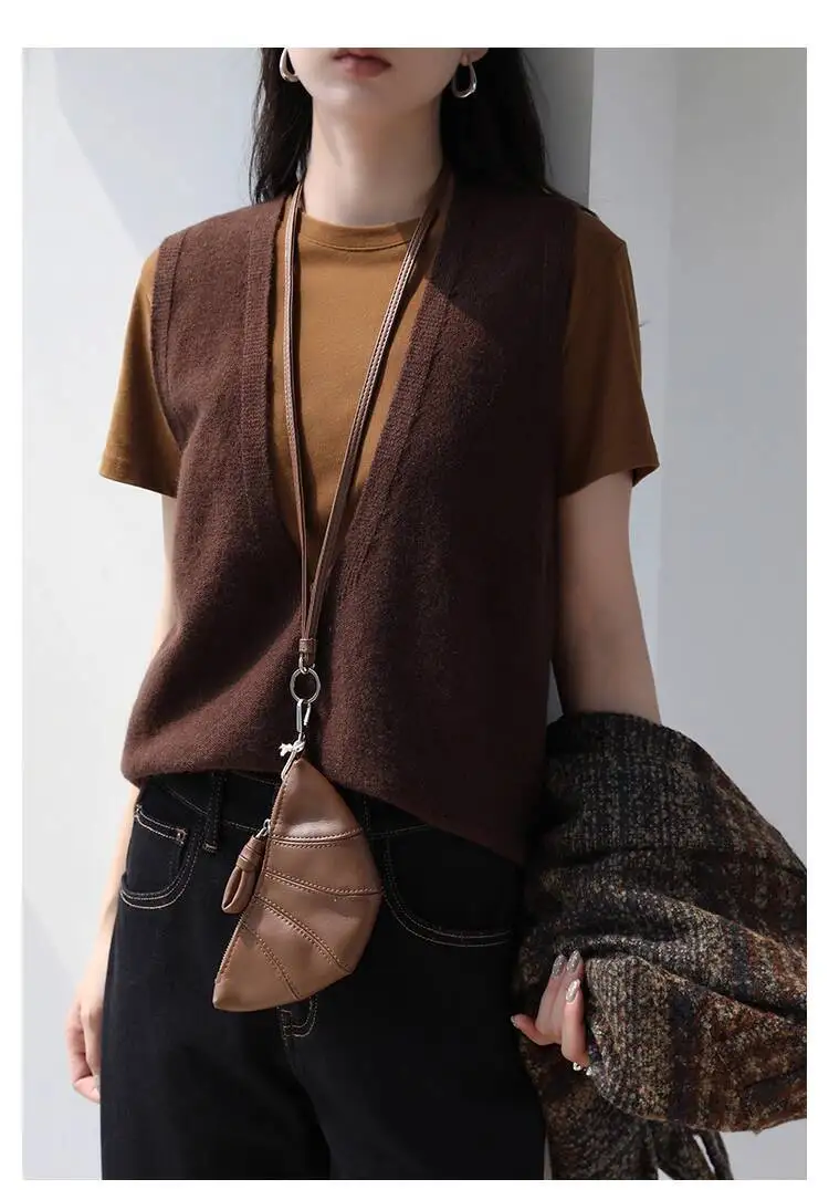 100% Wool Seamless Sweater Vest,Women Autumn Winter V-Neck Loose Sleeveless Knitted Tops