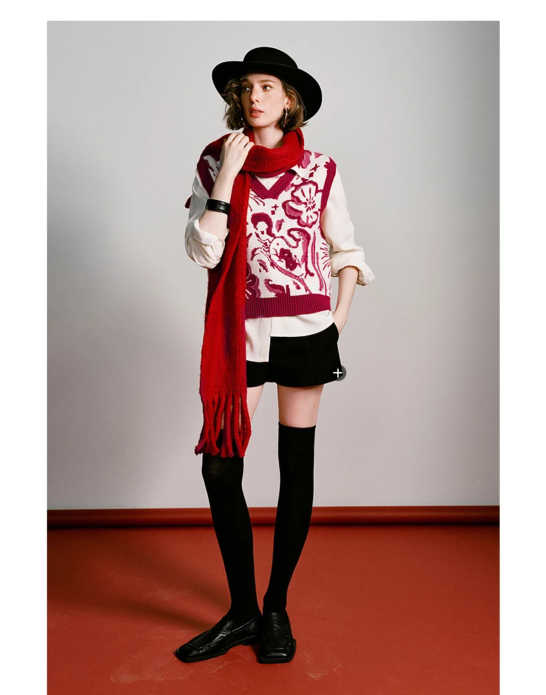 TOYOUTH Mengzhu Daji Co-branded New Year Knit Vest for Women 2025 Winter New Artistic Year of the Horse Totem Waistcoat Top
