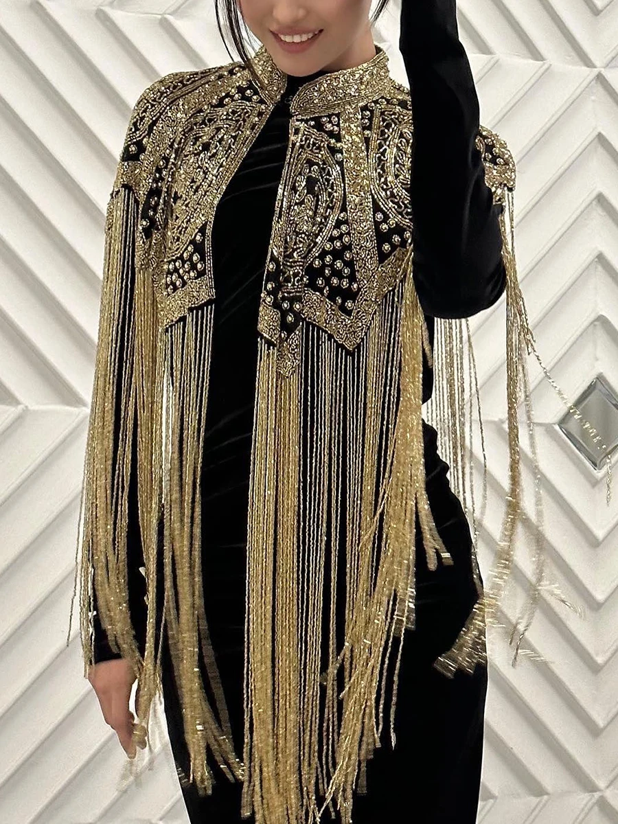TWOTWINSTYLE Chic Formal Ceremonies Gold Fringe Cape for Women Stand Collar Luxury Beading Decoration for Red Carpet Gala Events