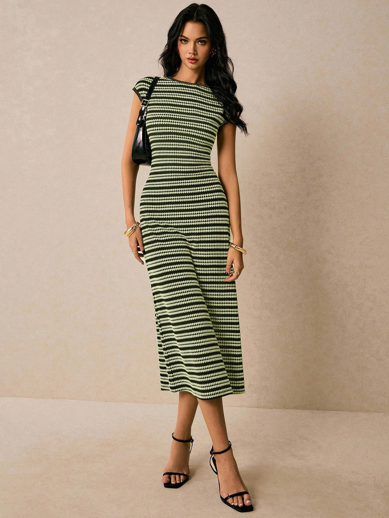 Elegant Sleeveless Knit Women's Long Dress with Round Neck and Color - Blocked Stripes for Fashionable and Casual Wear