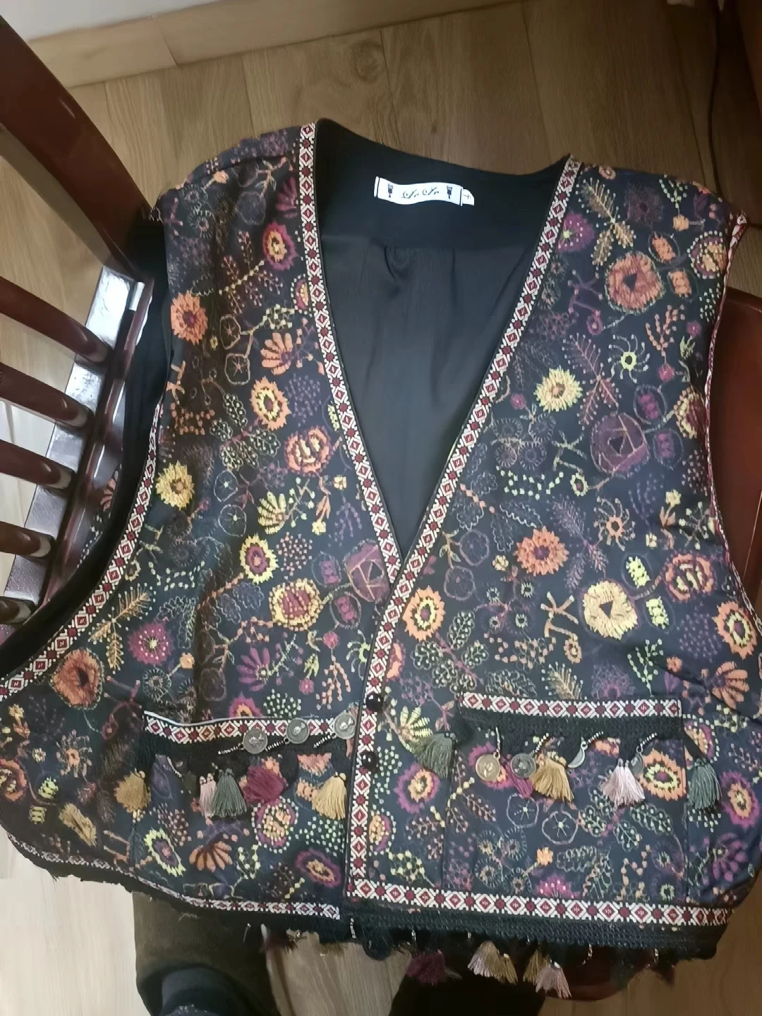 Women Vintage Boho Ethnic Floral Printed Vest Spring Fall V-neck Tassel Cropped Sleeveless Casual Waistcoat for Daily Outfit