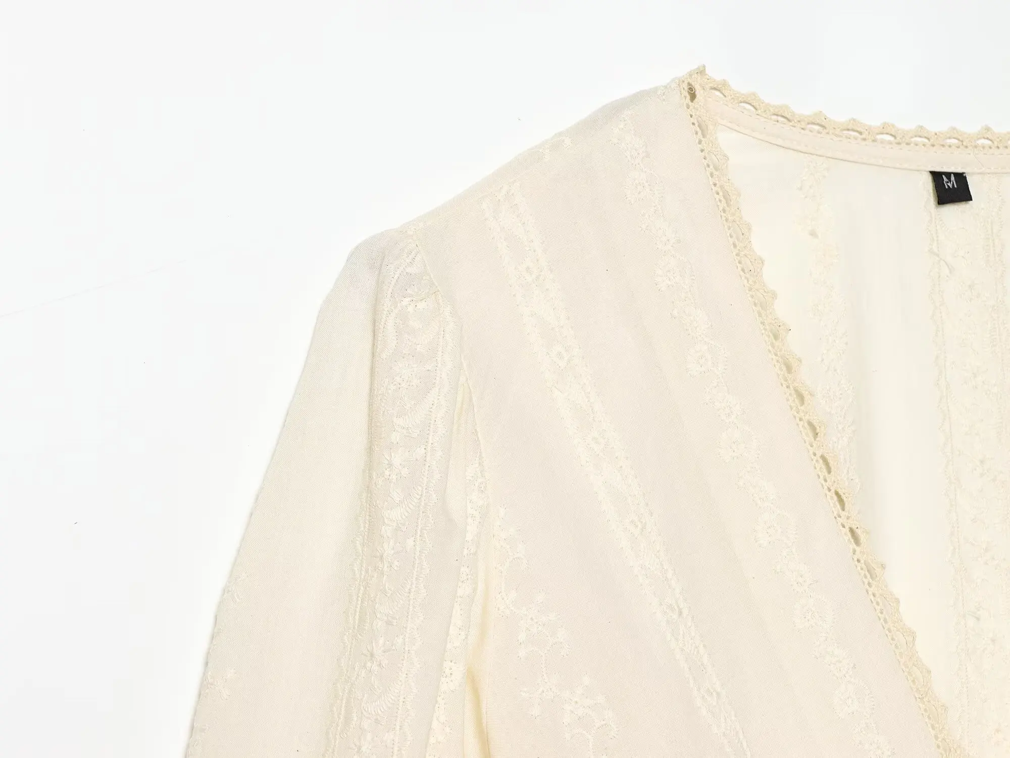 YENKYE New 2026 Women Lace Trim V Neck Romantic Embroidery Blouse Long Sleeve Casual Crop Shirt Spring Summer Tops