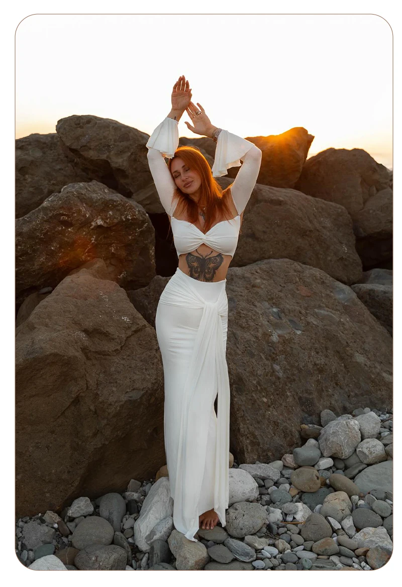 VC White Two-Piece Beach Outfit – Off-Shoulder Crop Top&High-Waist Maxi Skirt Set for Vacation&Resort Wear Y2K Ruched Dress Set