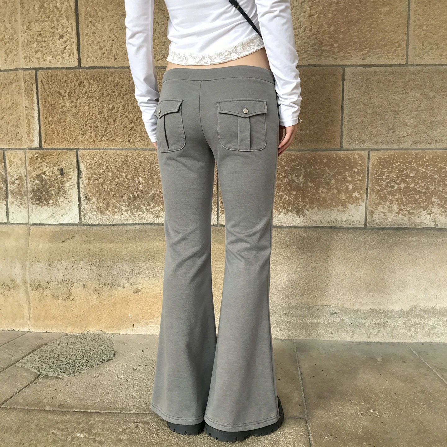 Women Y2K Low Waist Flare Sweatpants Grey Baggy Wide Leg Jogger Pants Drawstring High Street Casual Pocket Sweatpants Fashion
