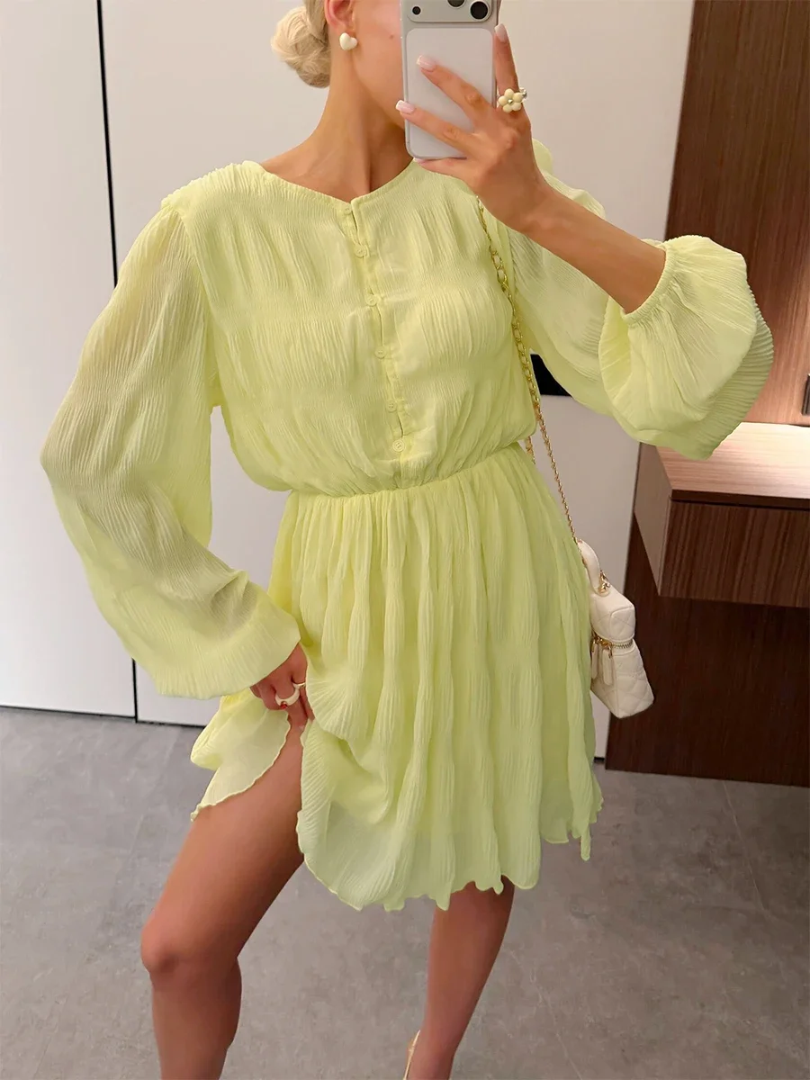 Wolfeel 2026 New Series Women's Pleated Short Skirt Spring and Autumn Round Neck Button Up Dress Suitable for Daily Street Wear