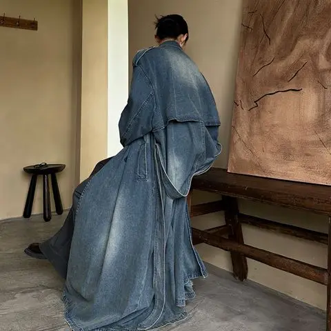 French Retro Washed Denim Trench Coat for Women A New Autumn Collection of Loose Retro and Casual Long High-end Overcoat Fashion