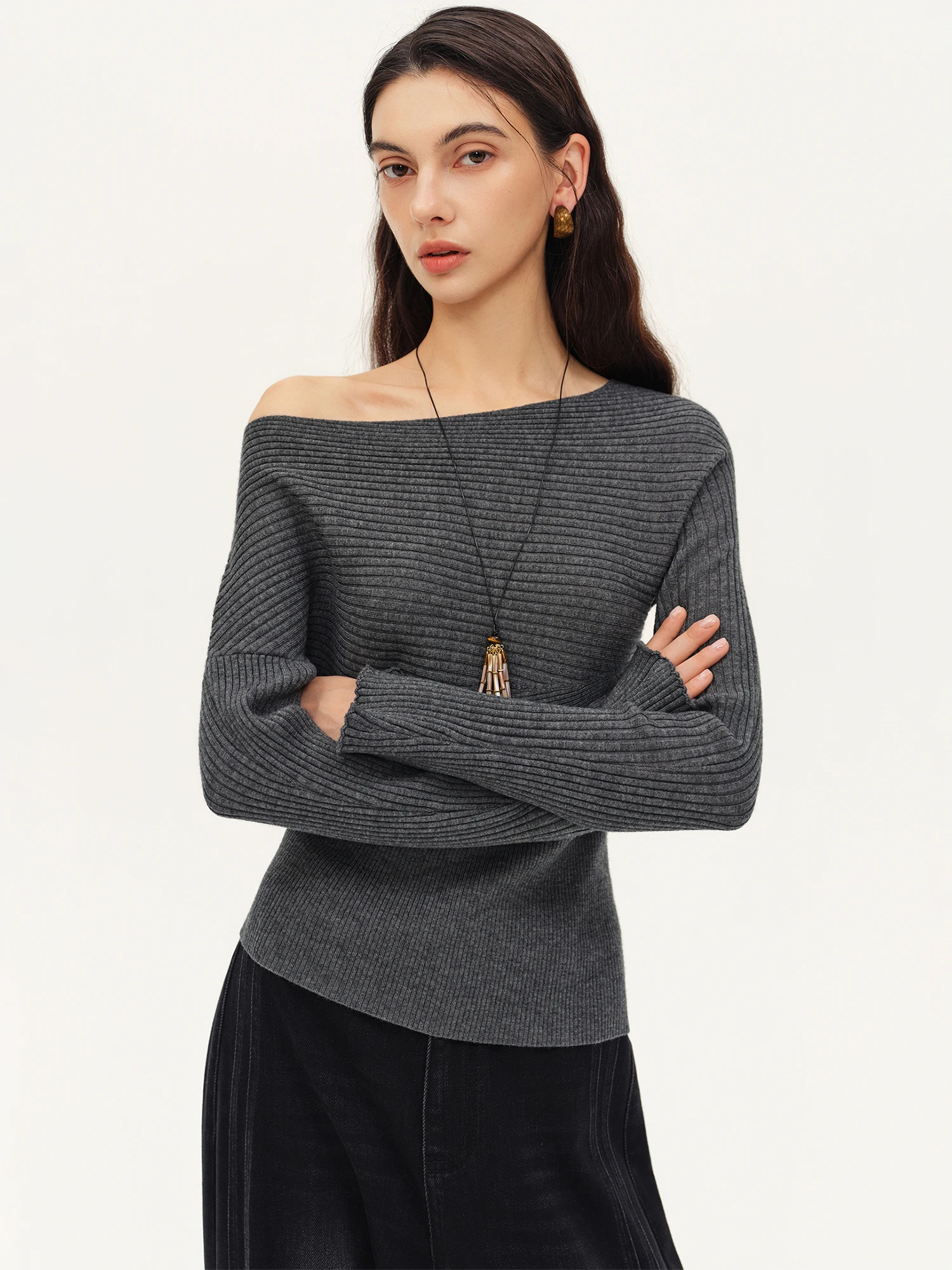 ZIQIAO Women's 2026 Autumn New Style Off-Shoulder Wool Knit Sweater Slimming Waist Long Sleeve Basics Simple Solid