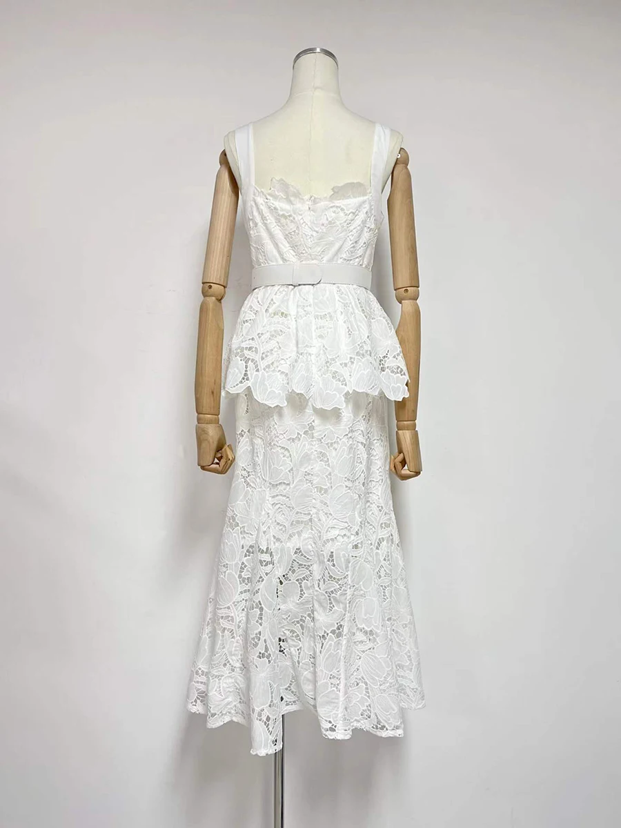 TWOTWINSTYLE Lace Spliced Belt Elegant Midi Dress for Women Square Neck Sleeveless Patchwork Zipper Ruffle Dresses Female New