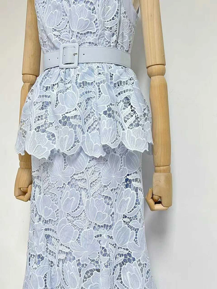 TWOTWINSTYLE Lace Spliced Belt Elegant Midi Dress for Women Square Neck Sleeveless Patchwork Zipper Ruffle Dresses Female New