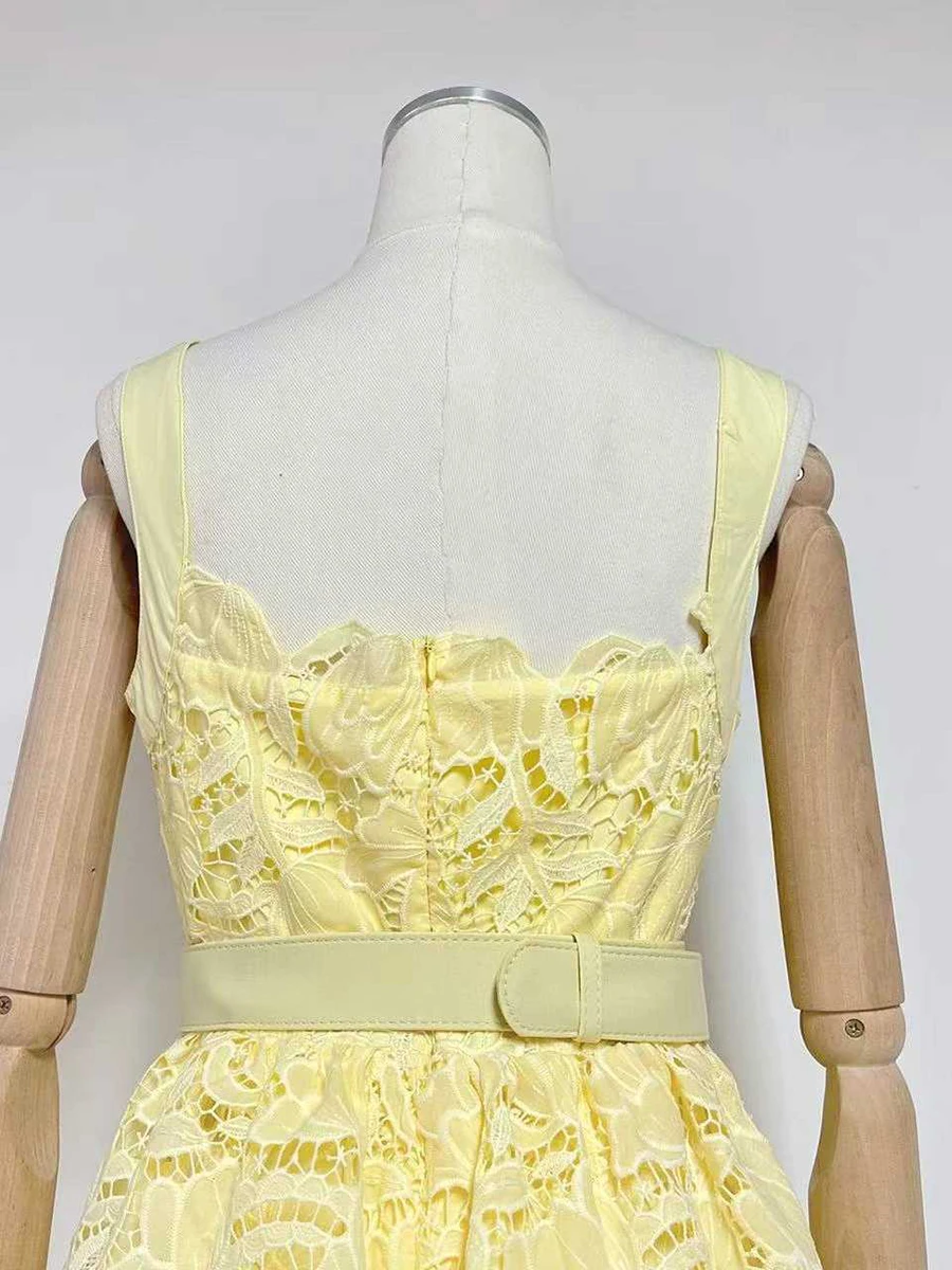 TWOTWINSTYLE Lace Spliced Belt Elegant Midi Dress for Women Square Neck Sleeveless Patchwork Zipper Ruffle Dresses Female New