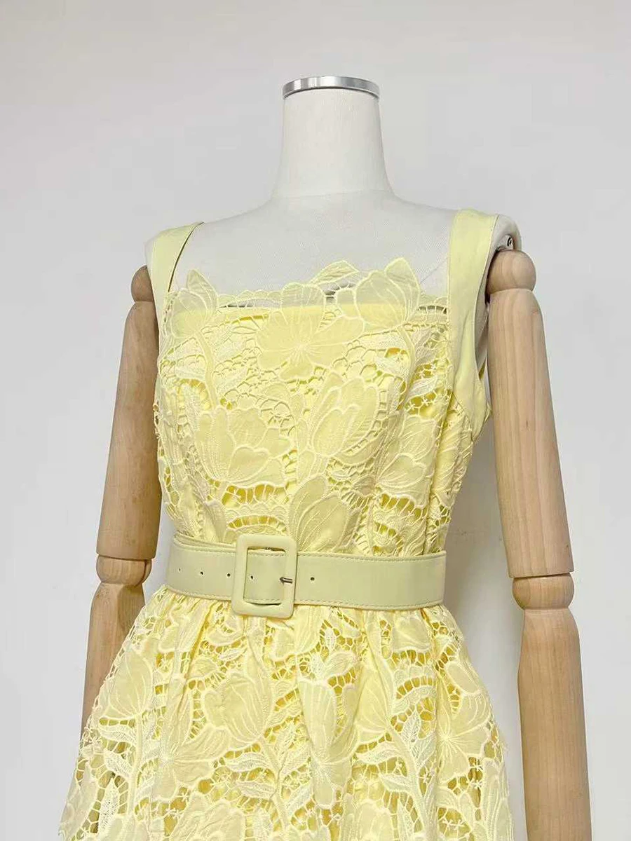 TWOTWINSTYLE Lace Spliced Belt Elegant Midi Dress for Women Square Neck Sleeveless Patchwork Zipper Ruffle Dresses Female New