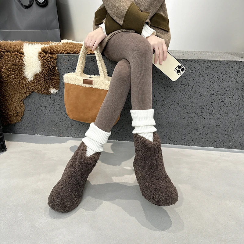 AIIYUQI Women's Snow Boots With Invisible 8CM Height Increase 2026 Winter New Plush Short Boots Furry Warm Women's Ankle Boots