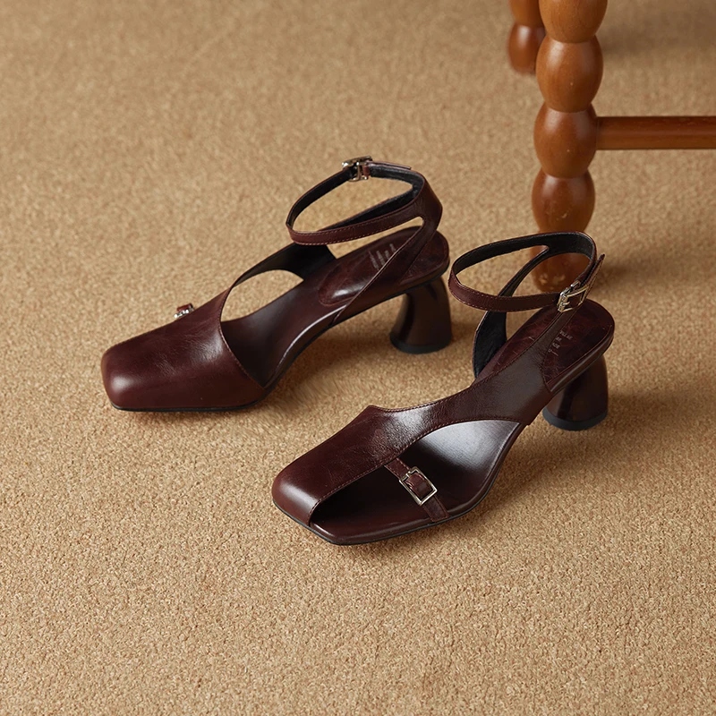NEW Summer Women Sandals Split Leather Shoes for Women Square Toe Kitten Heel Shoe Narrow Band Bcukle Strap Shoes Modern Sandals