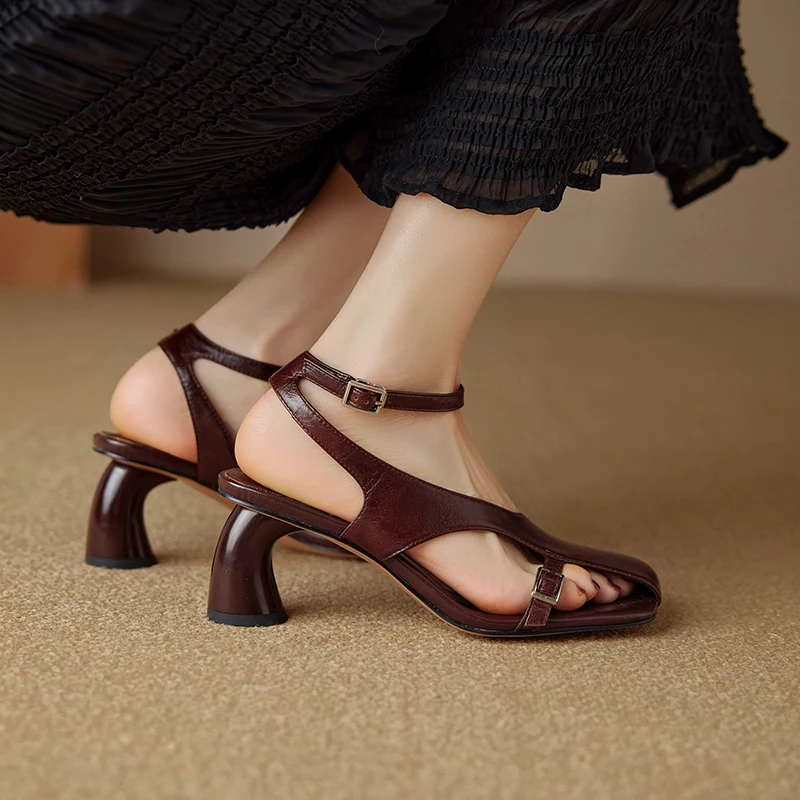 NEW Summer Women Sandals Split Leather Shoes for Women Square Toe Kitten Heel Shoe Narrow Band Bcukle Strap Shoes Modern Sandals