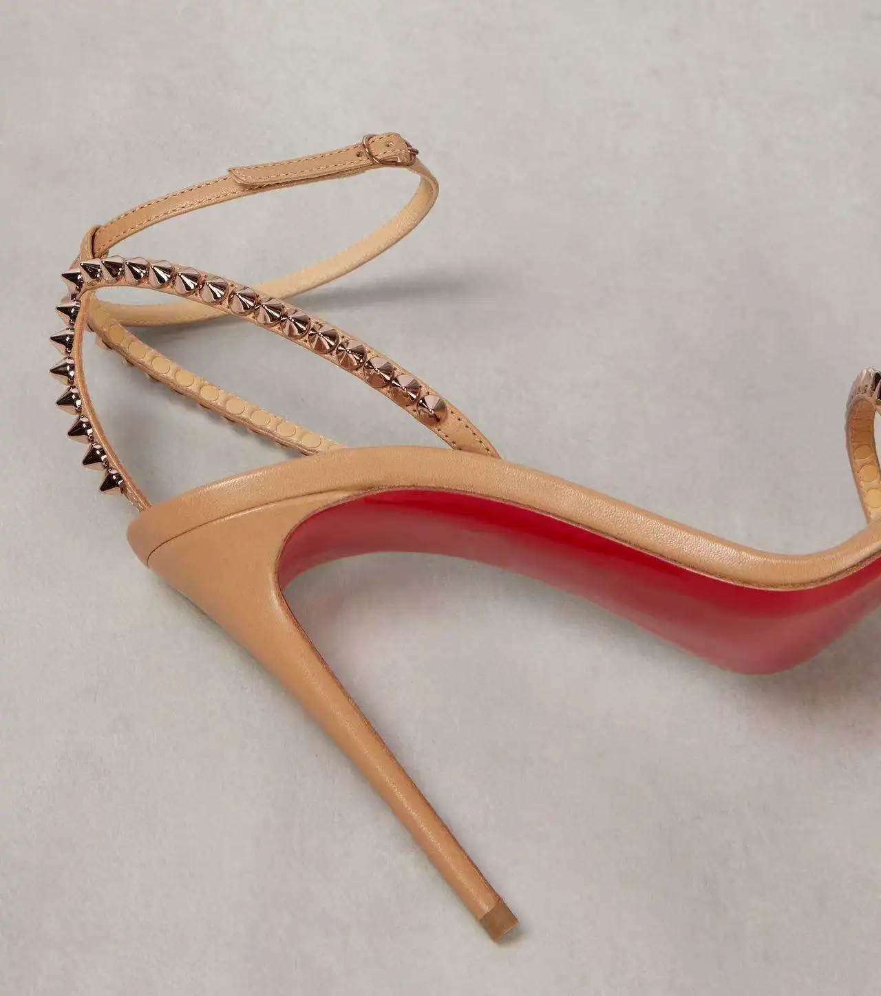 New Black Rivet French Sexy Temperament Comfortable Super High Heels Open Toe Sandals Fashion Sandals Rubber Round Head