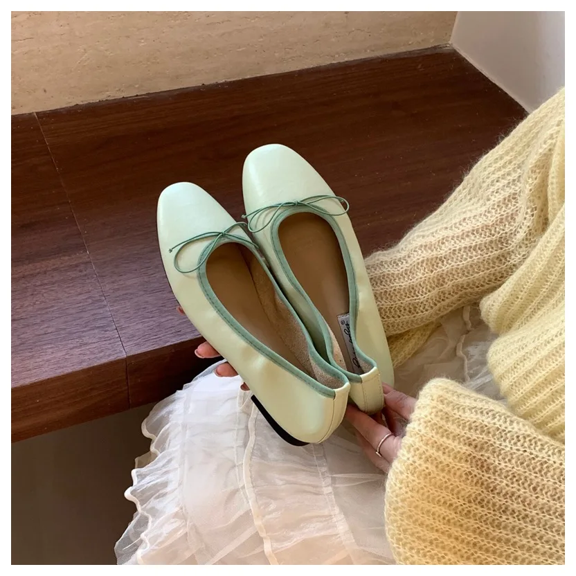 2026 Spring Round Toe Flat Casual Shoes Women Flats Ballet Female Ballerina Soft Moccasins Female Bow Knot Shallow Classic Mujer
