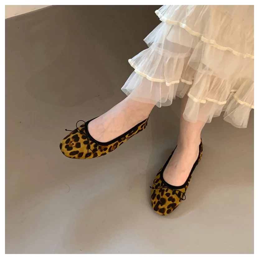 2026 Spring Round Toe Flat Casual Shoes Women Flats Ballet Female Ballerina Soft Moccasins Female Bow Knot Shallow Classic Mujer