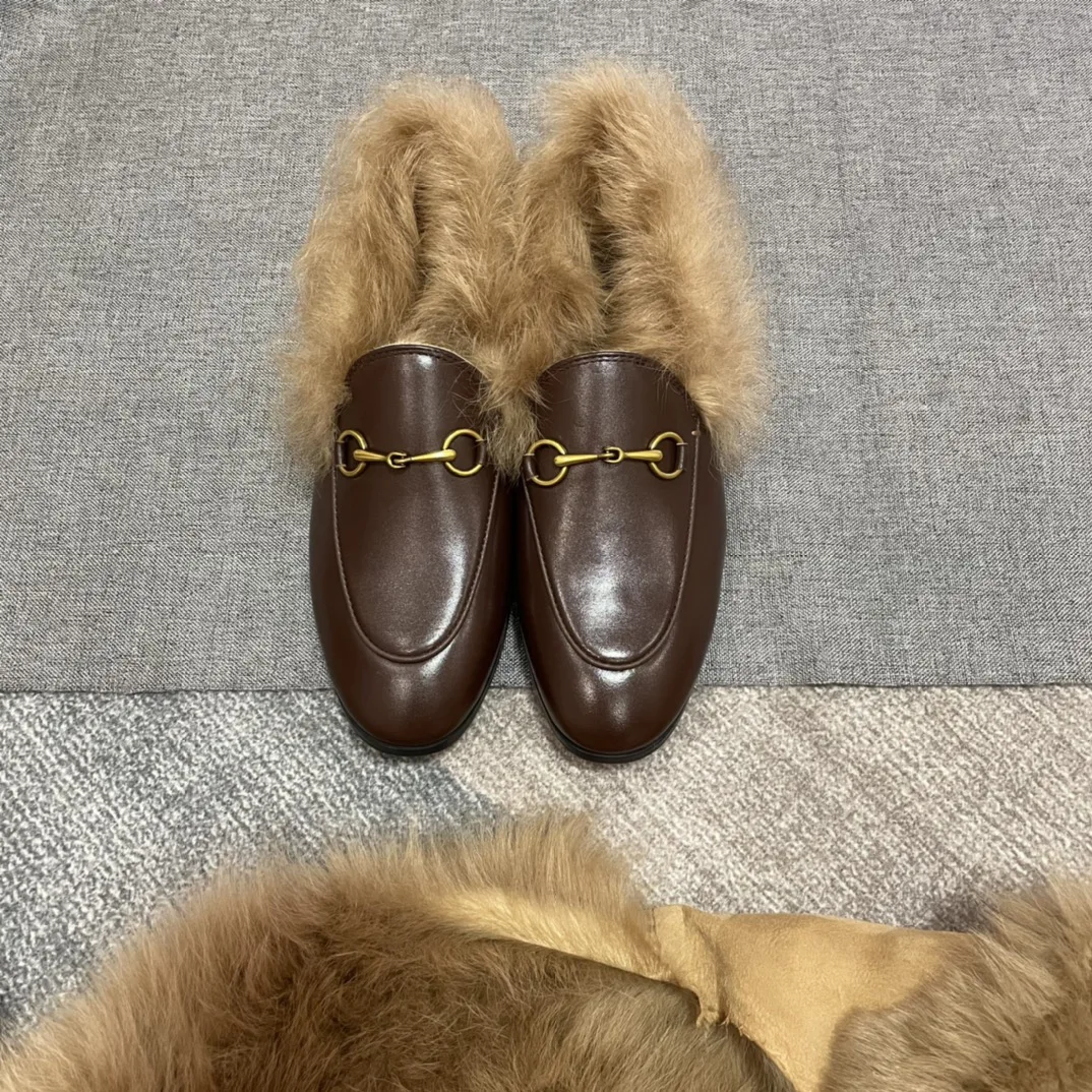 2024 New Summer Round Head Half Slippers Women's Cowhide Fashion INS Casual Lazy Flat Bottom Slippers Wool Breathable Sandals