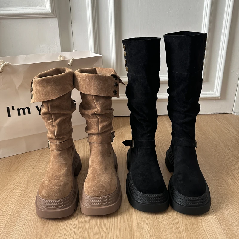 Retro Ruched Leather Long Boots for 2026 Winter, Fashionable and Versatile Style Round Head Platform Thick-soled Women's Boots