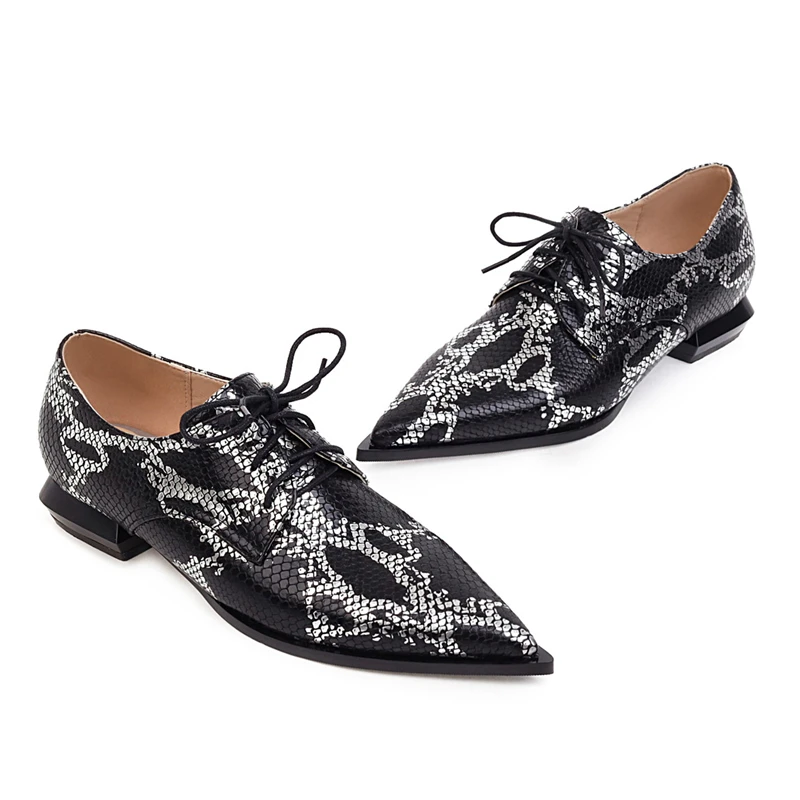 Snake Print Women Loafers Shoes Casual Low Heels Fashion Lace-up Boat Shoes Lady Sexy Pointed Snake EURO Style Oxford Shoes