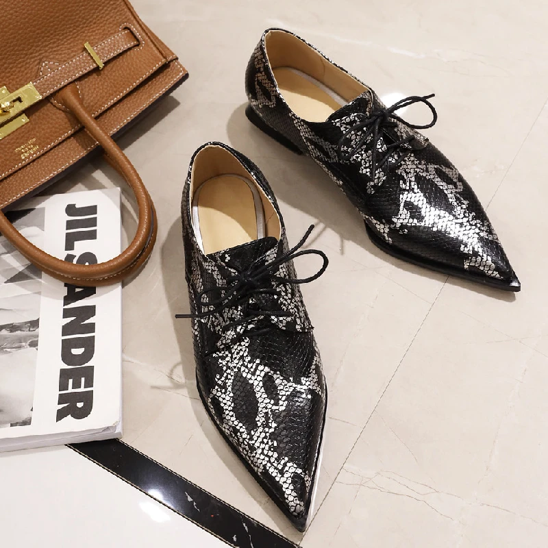Snake Print Women Loafers Shoes Casual Low Heels Fashion Lace-up Boat Shoes Lady Sexy Pointed Snake EURO Style Oxford Shoes