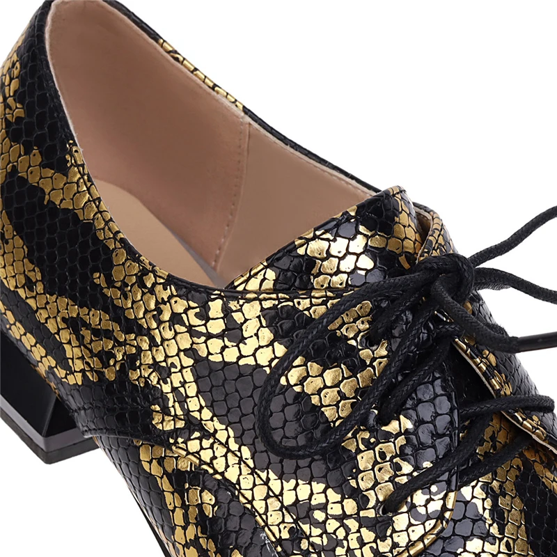 Snake Print Women Loafers Shoes Casual Low Heels Fashion Lace-up Boat Shoes Lady Sexy Pointed Snake EURO Style Oxford Shoes