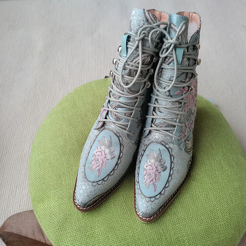 Women ankle boots plus size 23-26.5cm women shoes Chinese style embroidered flowers blue boots Flower women boots 4 colors