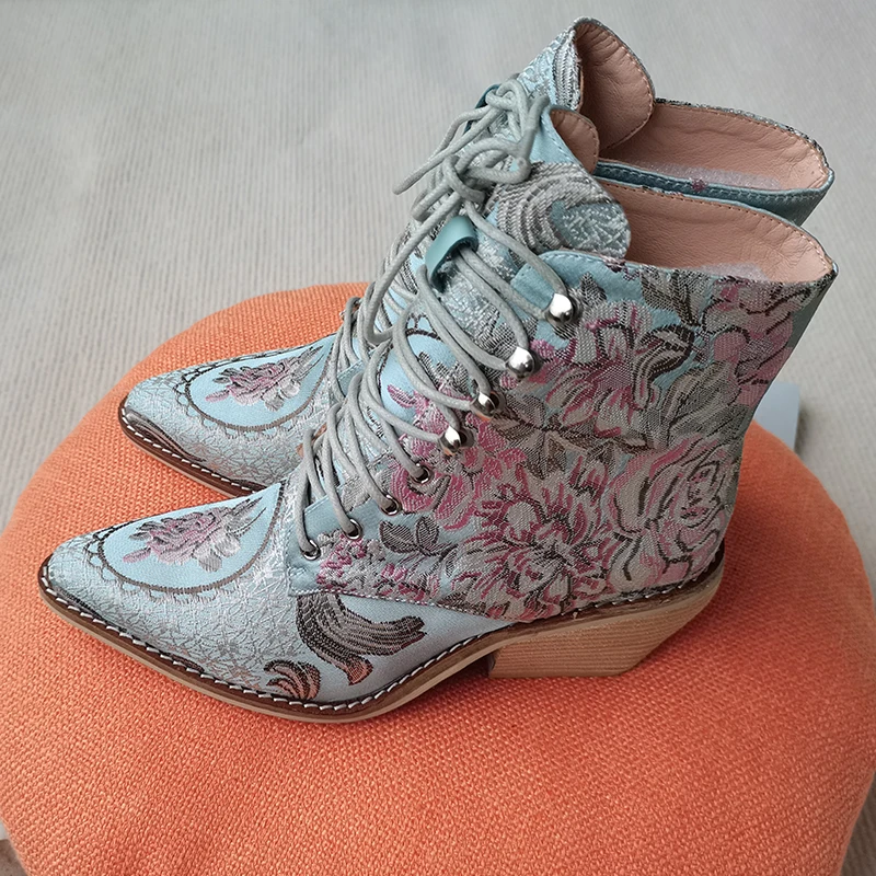 Women ankle boots plus size 23-26.5cm women shoes Chinese style embroidered flowers blue boots Flower women boots 4 colors