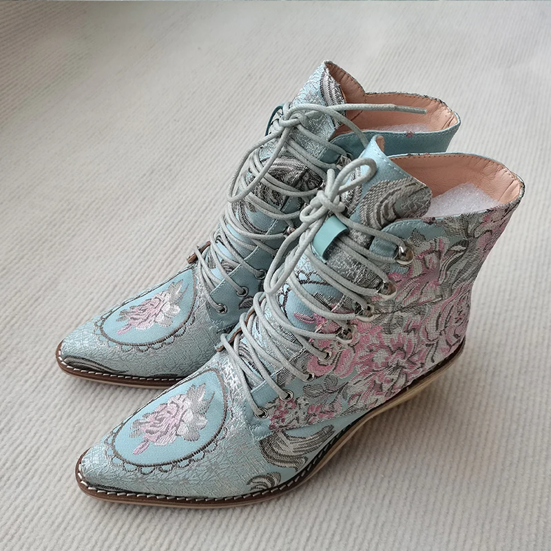 Women ankle boots plus size 23-26.5cm women shoes Chinese style embroidered flowers blue boots Flower women boots 4 colors