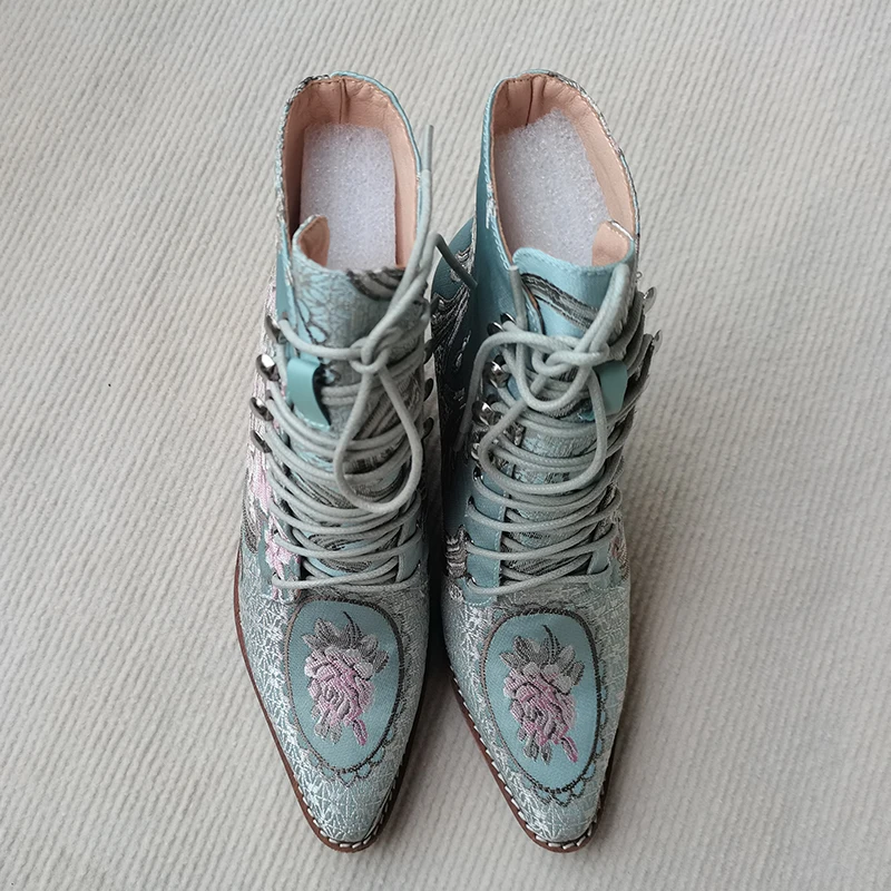 Women ankle boots plus size 23-26.5cm women shoes Chinese style embroidered flowers blue boots Flower women boots 4 colors