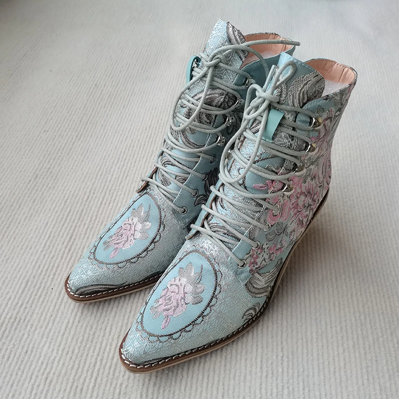 Women ankle boots plus size 23-26.5cm women shoes Chinese style embroidered flowers blue boots Flower women boots 4 colors