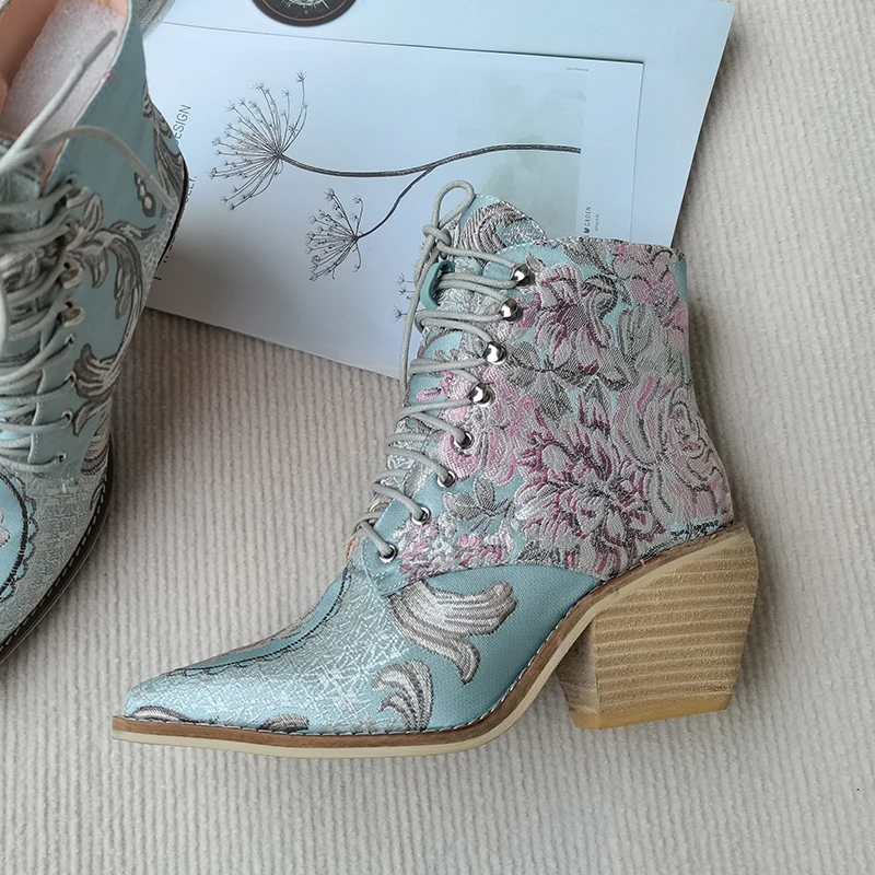 Women ankle boots plus size 23-26.5cm women shoes Chinese style embroidered flowers blue boots Flower women boots 4 colors