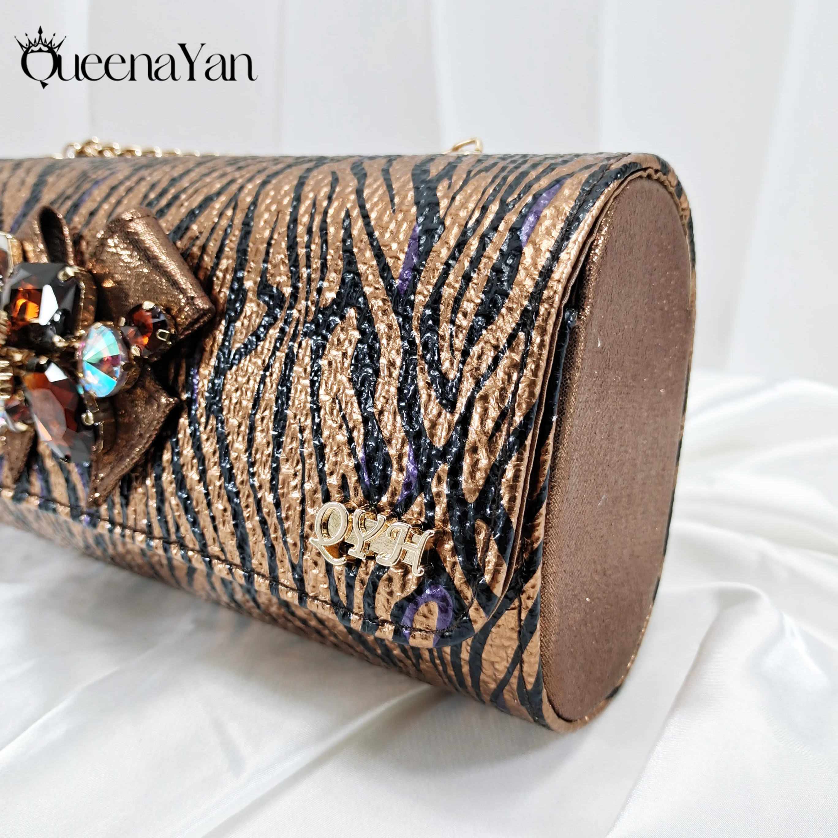 Queena Yan 2025 Women Elegant Gold High Heel Shoe and Matching Bag Set with Rhinestone Accents Stylish Peep Toe Design for Party