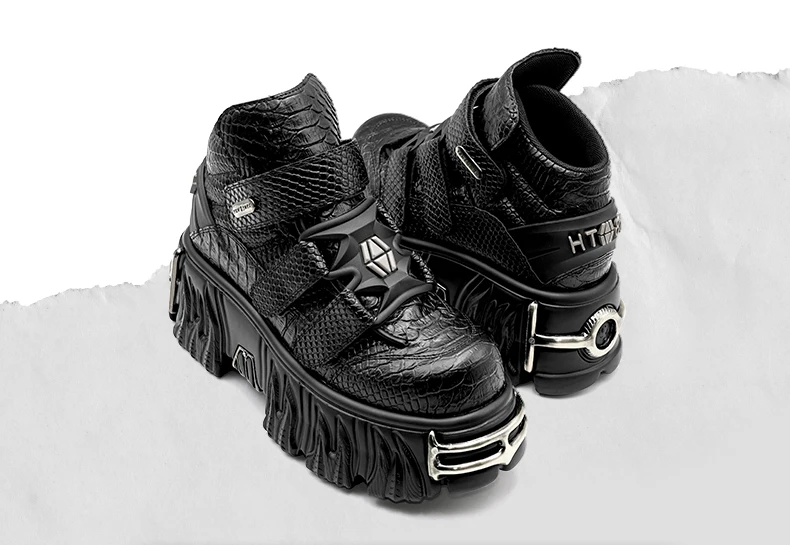 New Punk Style Women Shoes Lace-up Heel Height 6CM Platform Shoes Woman Metal Decor Woman Sneakers Gothic Ankle Rock Boots