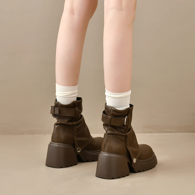 Punk Style Women Ankle Boots Buckle Strap Rivet Round Toe Platform Thick Heel Short Boots Autumn Winter Concise Botas Mujer
