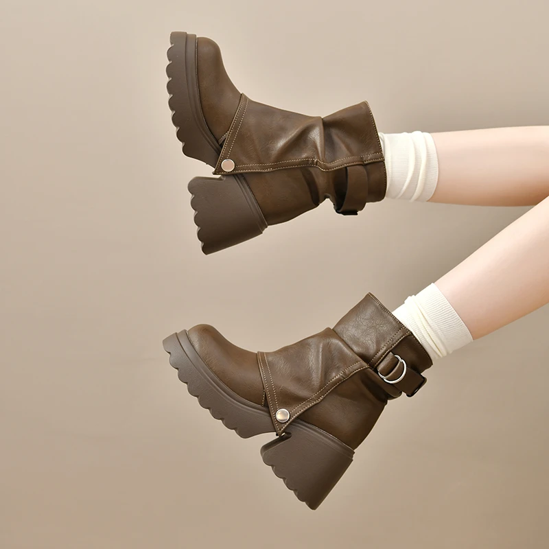 Punk Style Women Ankle Boots Buckle Strap Rivet Round Toe Platform Thick Heel Short Boots Autumn Winter Concise Botas Mujer