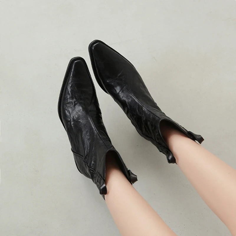 AIYUQI Women's Western Cowboy Boots Pointed Toe Women Ankle Boots and Short Boots Comfortable Female Boots for Autumn and Winter
