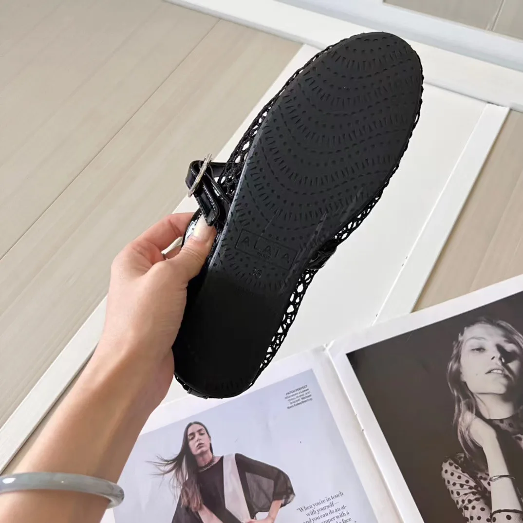 Ins Top Blogger Favorite Fishnet Leather Flat Mules French High-end Elegant Pointed-Toe T-Strap Mary Jane Ballet Shoes Luxury Breathable Summer Sandals