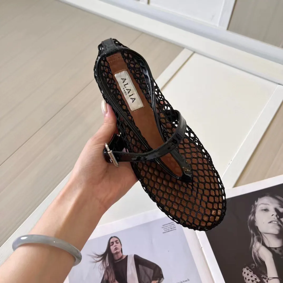 Ins Top Blogger Favorite Fishnet Leather Flat Mules French High-end Elegant Pointed-Toe T-Strap Mary Jane Ballet Shoes Luxury Breathable Summer Sandals