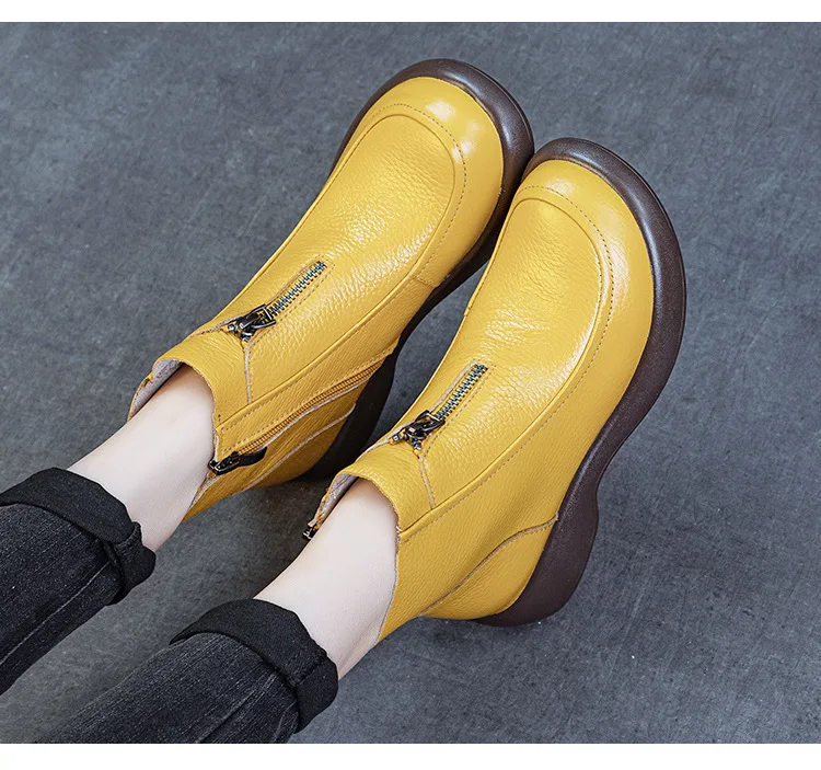 ZXRYXGS 2025 Autumn Winter Boots Women's Genuine Leather Boots Flat Heel Soft Sole Non-Slip Comfortable Short Boots Trendy Shoes