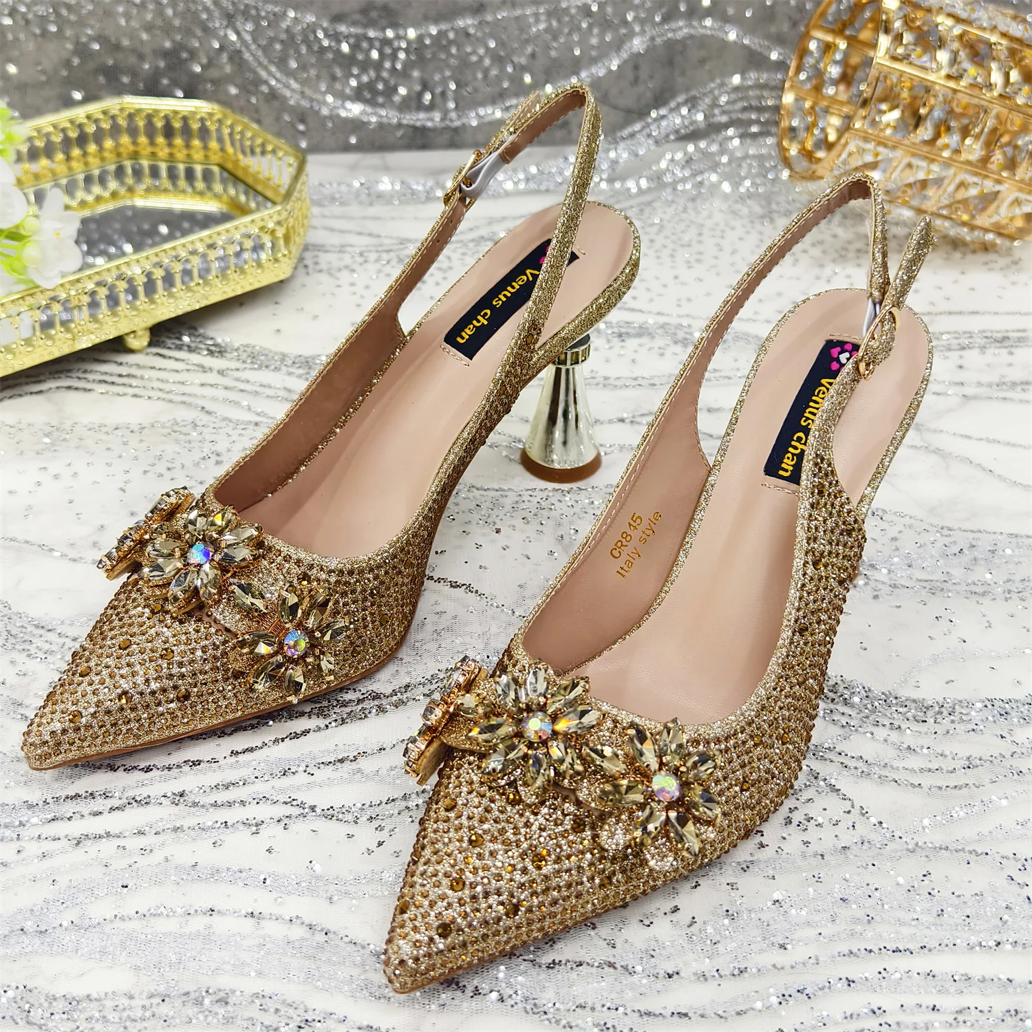 2025 Pointed Toe High Heels Shoes and Bags Set With Rhinestone for Women Wedding Party Elegant Luxury Fashion in Sky Blue